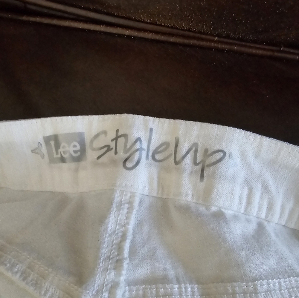 Denim Capris - Picture 3 of 3